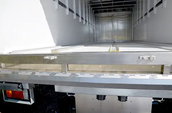 TRS Smithway trailer, for delivering chicks the safe way